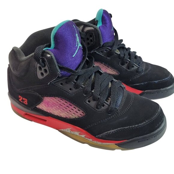 Air Jordan 5 Retro Grapes Black Purple Teal Red Boys Sneakers Size 5Y Nike Air - Picture 1 of 10